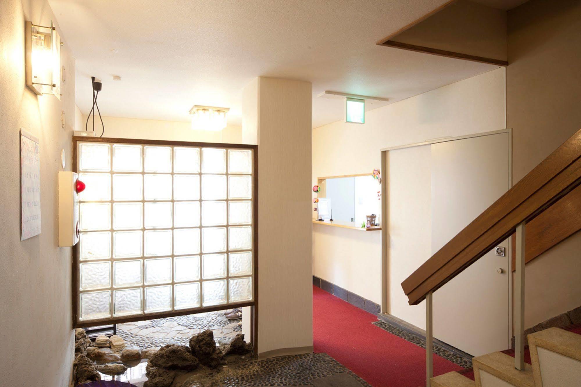 Hôtel Shin Okubo Sekitei à Tōkyō Extérieur photo